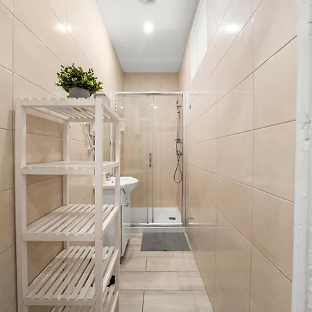 Privatunterkunft Alameda Hub 7 - Between Alameda And Arroios Metro Stations Lissabon
